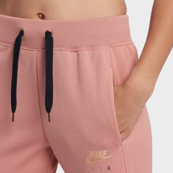 TRADED: Nike Rose Gold Slim Joggers - Picture 3 of 7